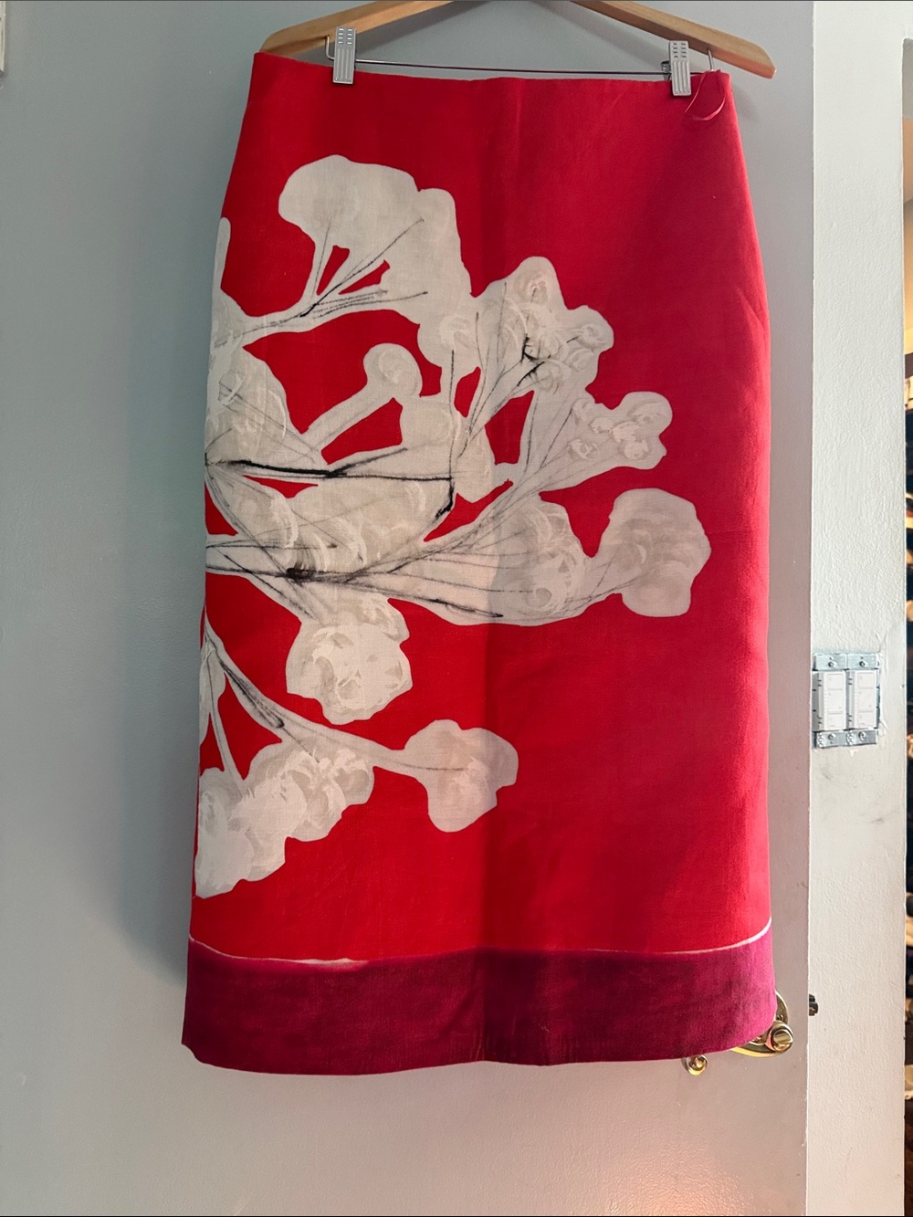 Zara Red Floral Print Pencil Skirt